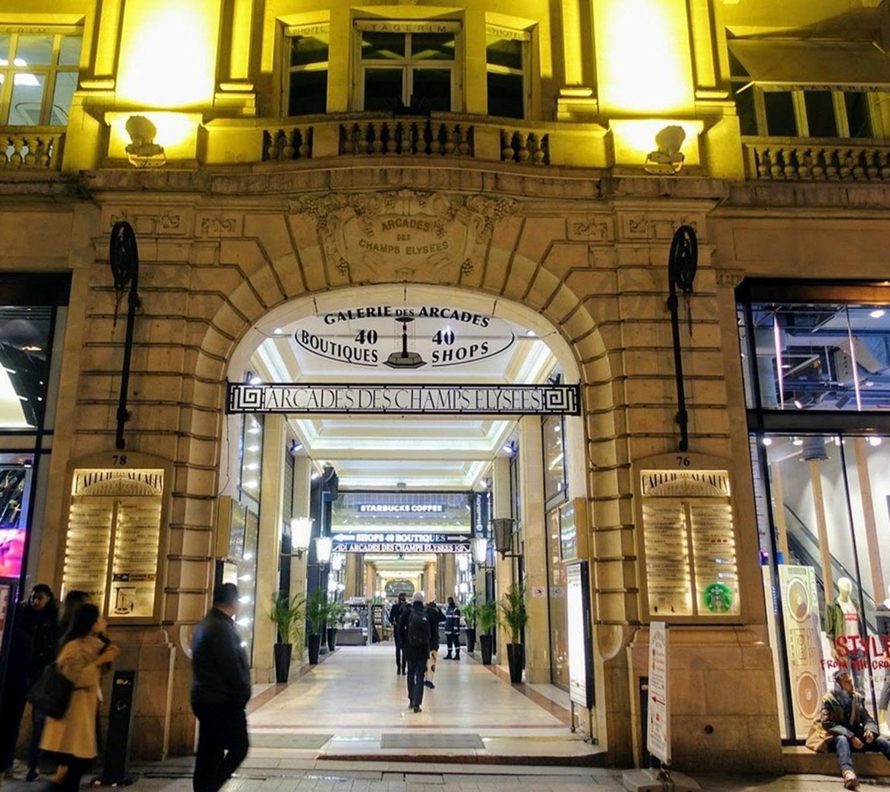 Studio De Charme Toits Parisiens Bagian luar foto